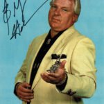 Bobby Heenan Pose 1 Signed Photo COA